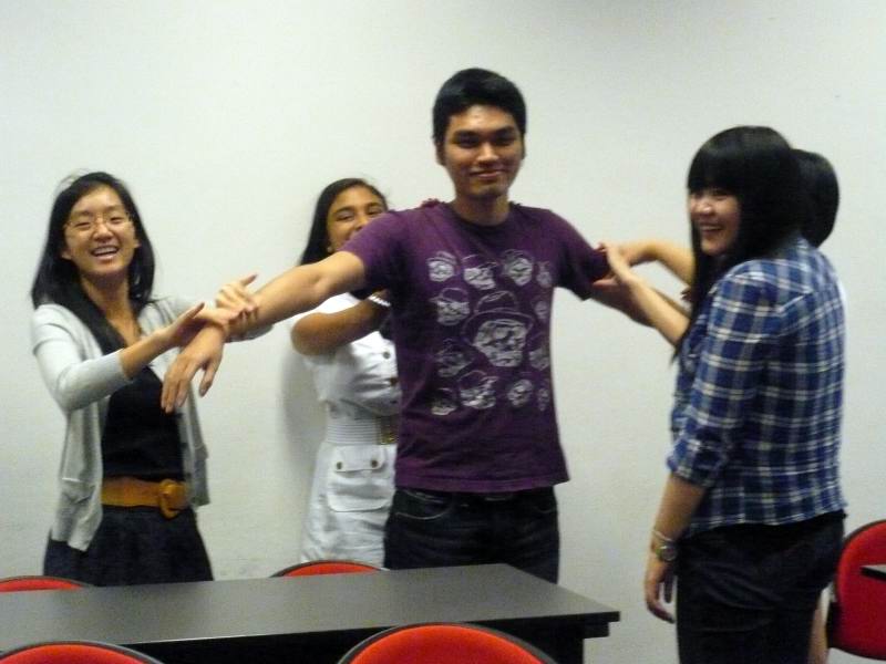 four_human_massage_img