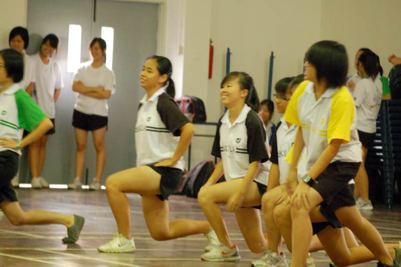 jjc_walking_lunges_exercise_img