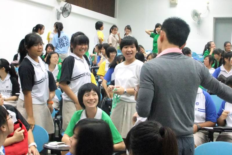 jurong_junior_college_grooming_workshop_participants_img