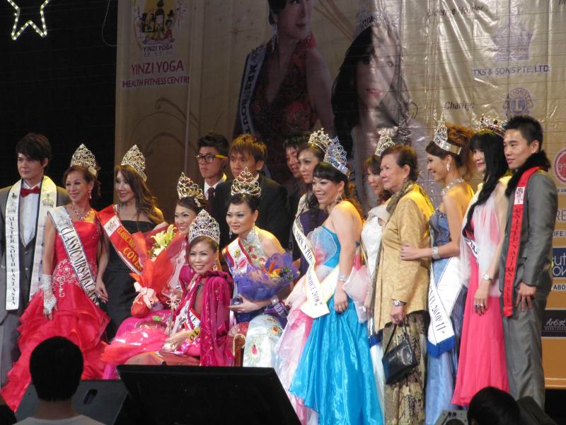 mrs_malaysia_international_world_2011_img