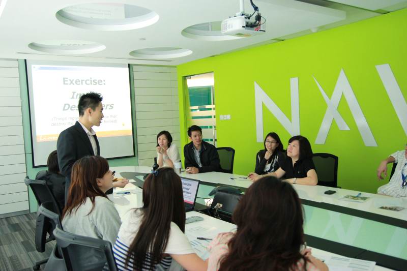 navteq_corporate_grooming_talk_img navteq_corporate_grooming_talk_img