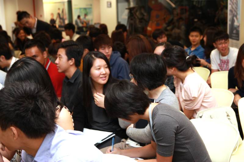 stanchart_bank_priority_banking_young_apprenctice_programme_img